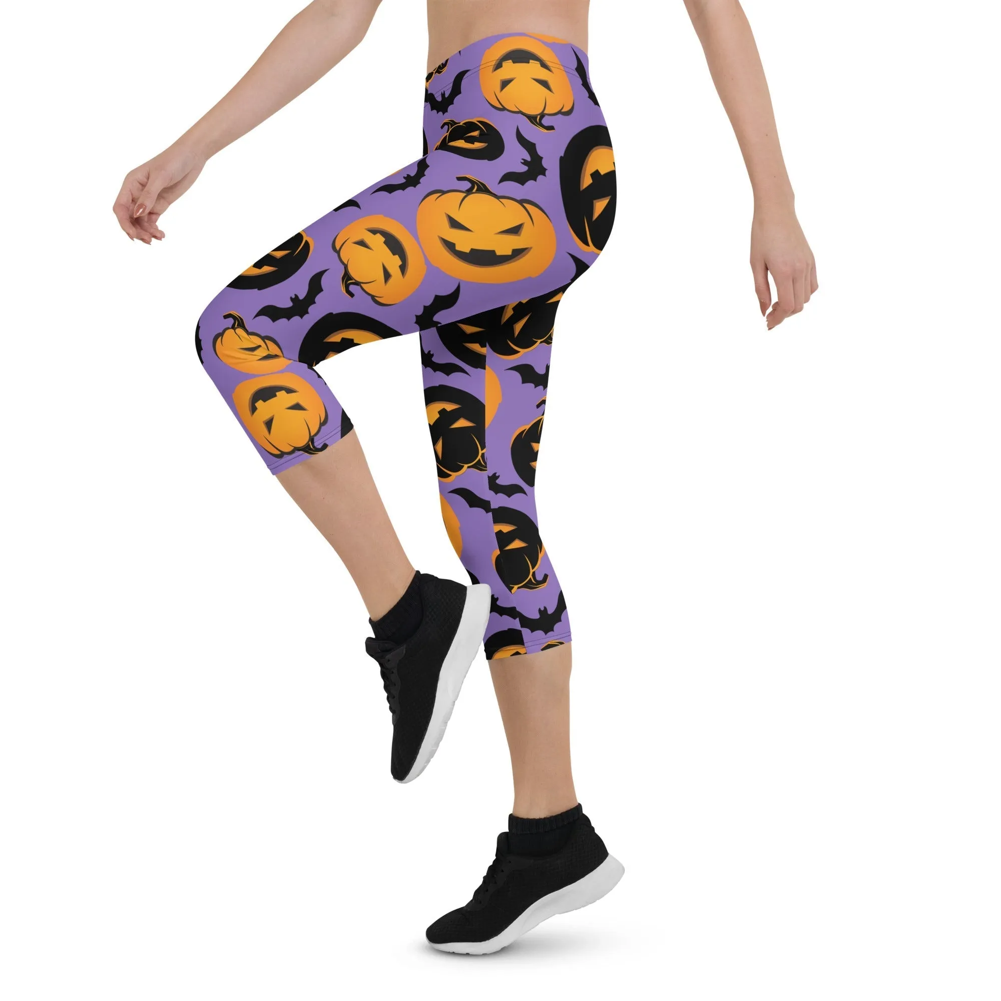 Bats and Jack O'Lanterns Capris