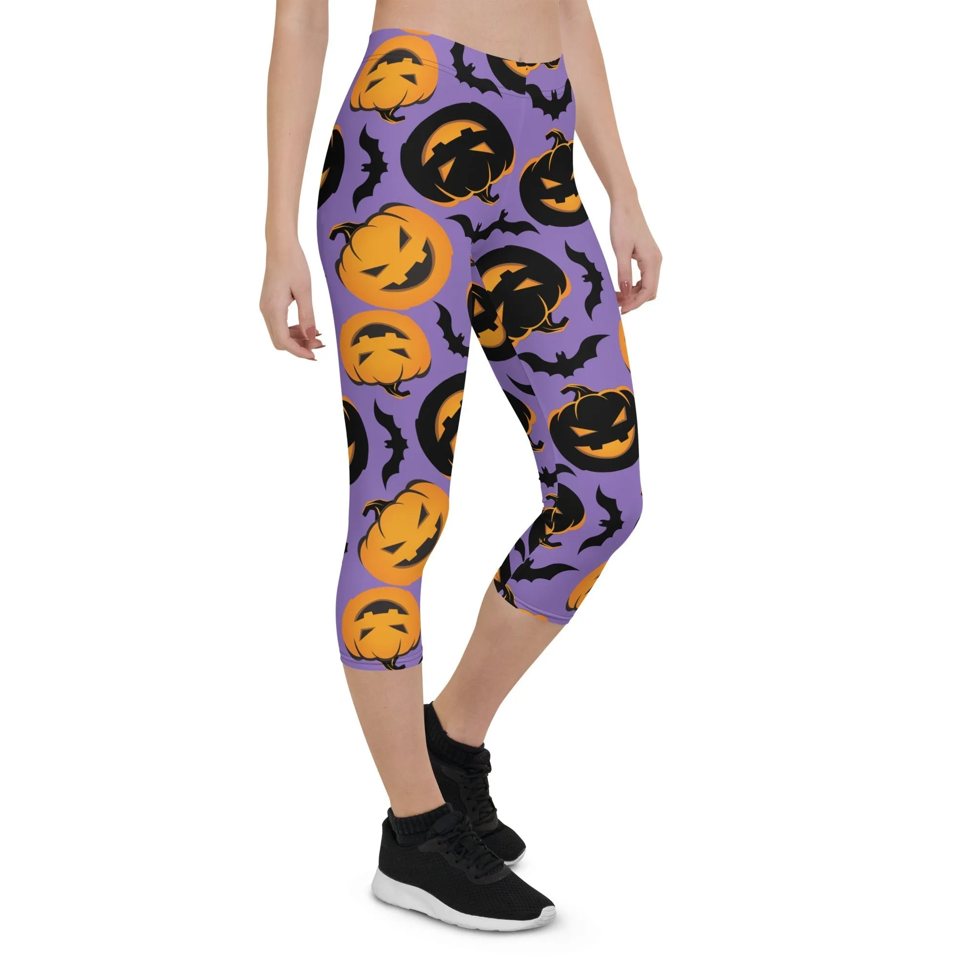 Bats and Jack O'Lanterns Capris